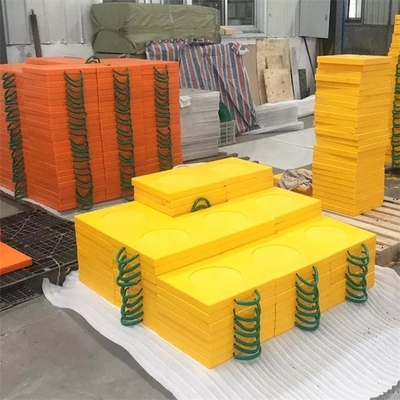 پلت فرم پاشنه پاهای پایه HDPE با دسته تثبیت کننده کامیون جرثقیل متحرک